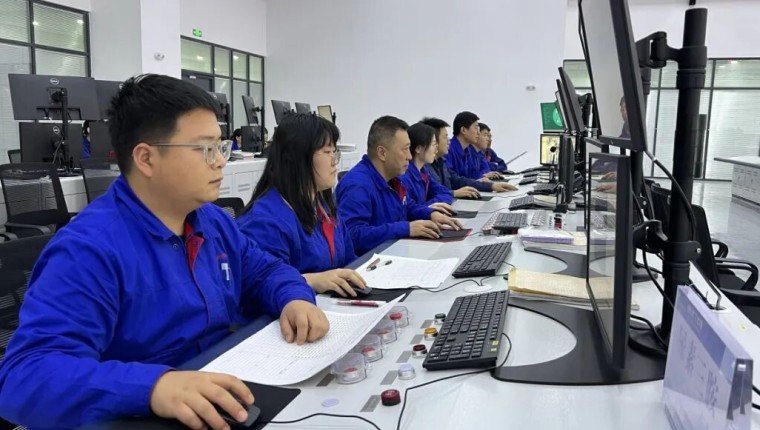 �徲���� | �����������䣺���й��ս����� �۽��徲������